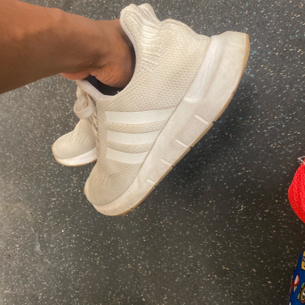 White adidas cheap - Picture 3 of 4